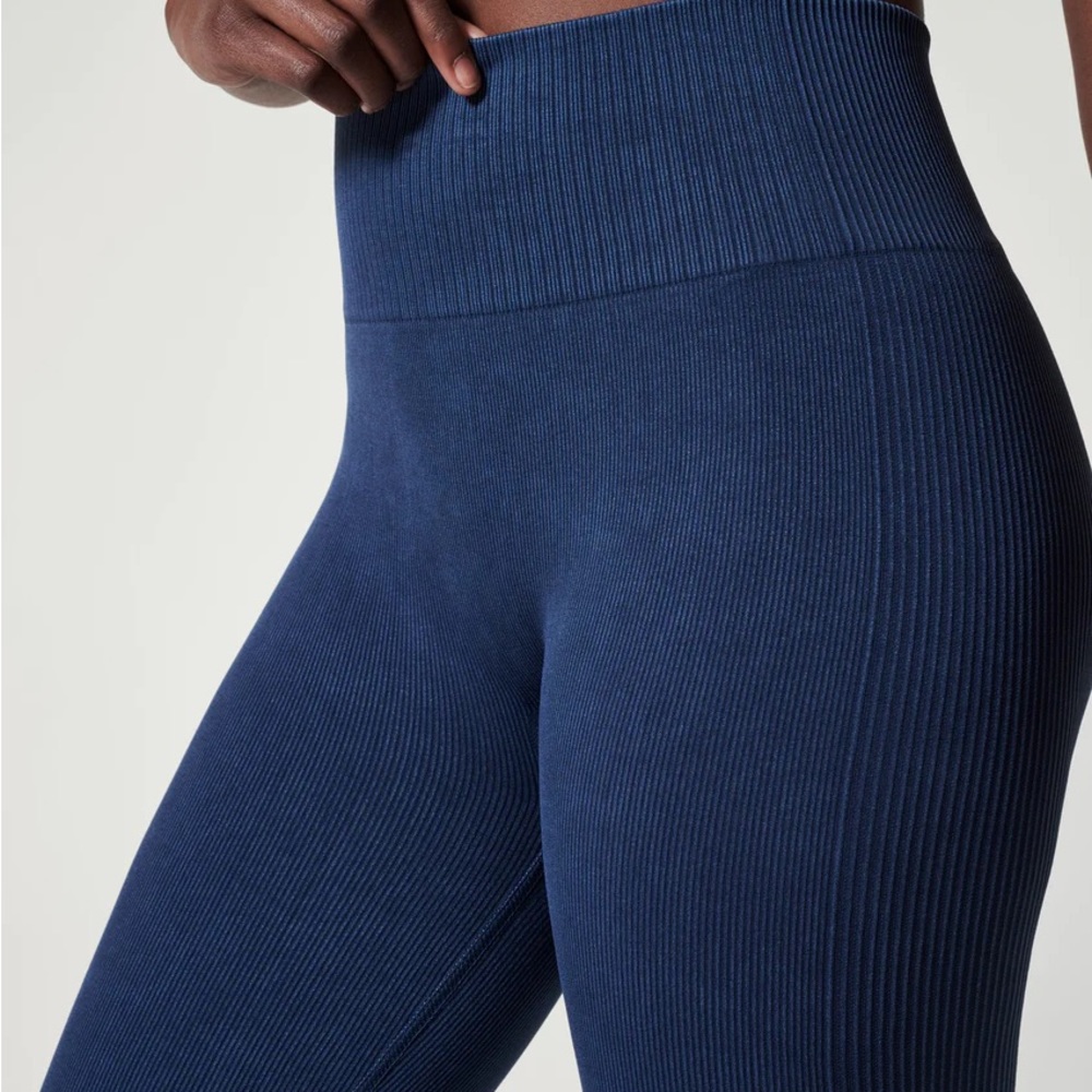 Soft stretch Leggings - Picture 3 of 11